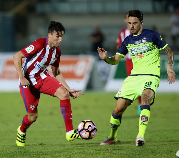 Nico Gaitán, durante un amistoso ante el Crotono (Getty)