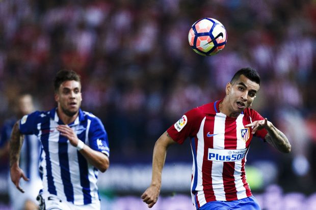 Ángel Correa, ante el Alavés en el Vicente Calderón. (Getty)