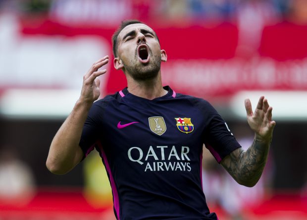 Paco Alcácer se lamenta por una ocasión fallada. (Getty)